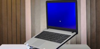Stand-for-Your-Laptop-on-CivicDaily