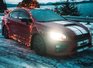 Hire-a-Limo-to-Celebrate-Christmas-in-a-Unique-Way-on-civicdaily