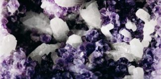 5-Places-Where-You-Can-Find-the-Best-Crystals-on-civicdaily