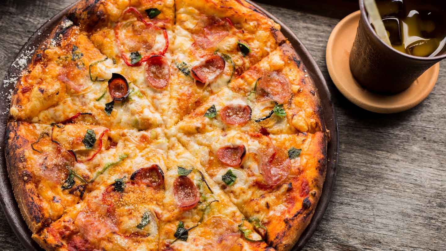 Mustard Pizza: It’s A Special Thing To Eat With All