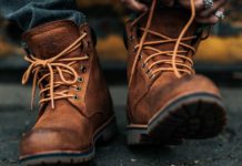 Tips-for-You-to-Wear-Shoes-That-Are-Too-Big-on-civicdaily