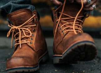 Tips-for-You-to-Wear-Shoes-That-Are-Too-Big-on-civicdaily