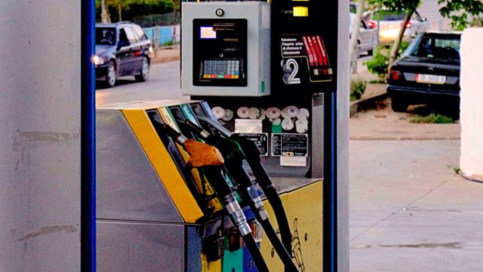 How-to-Choose-the-Right-ATM-Machine-for-Your-Gas-Station-on-civicdaily